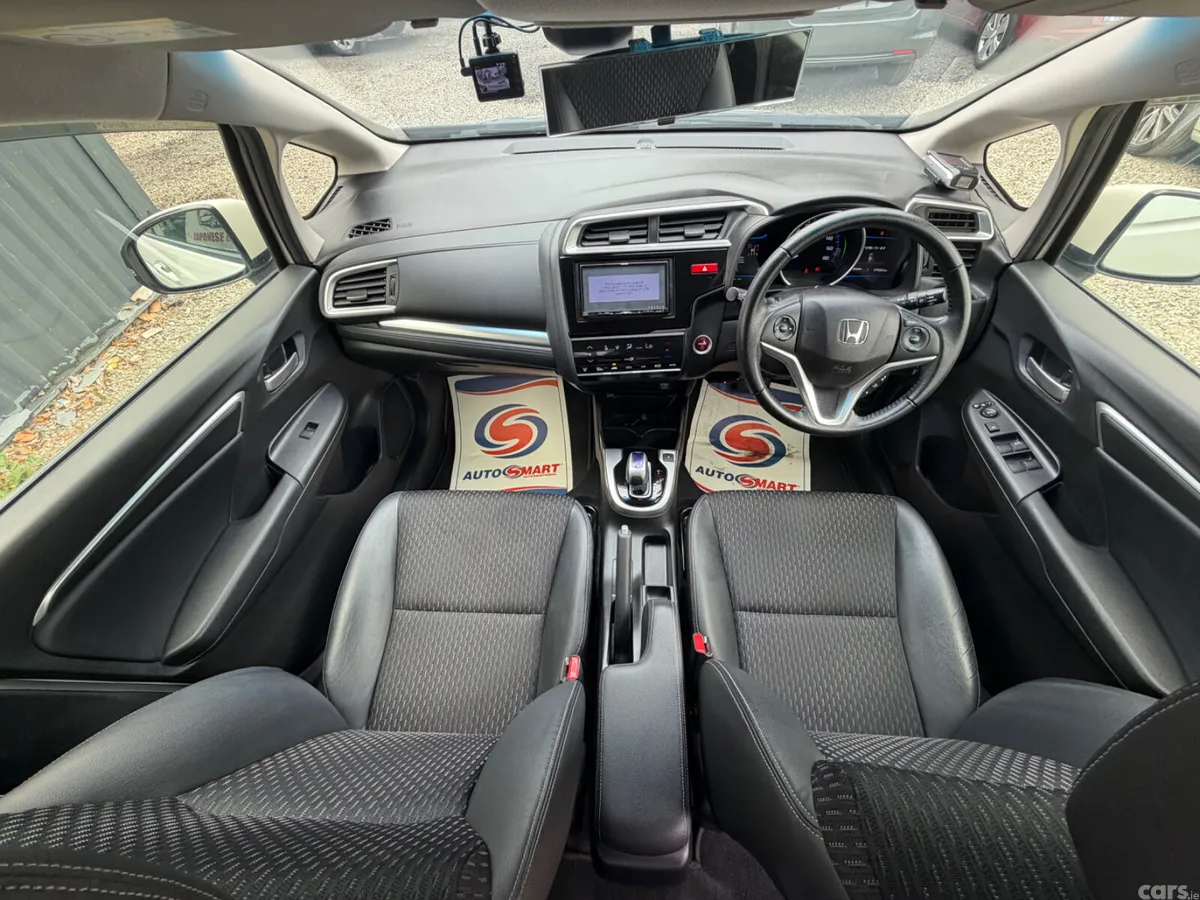 Honda Fit Hatchback, Petrol Hybrid, 2017, White