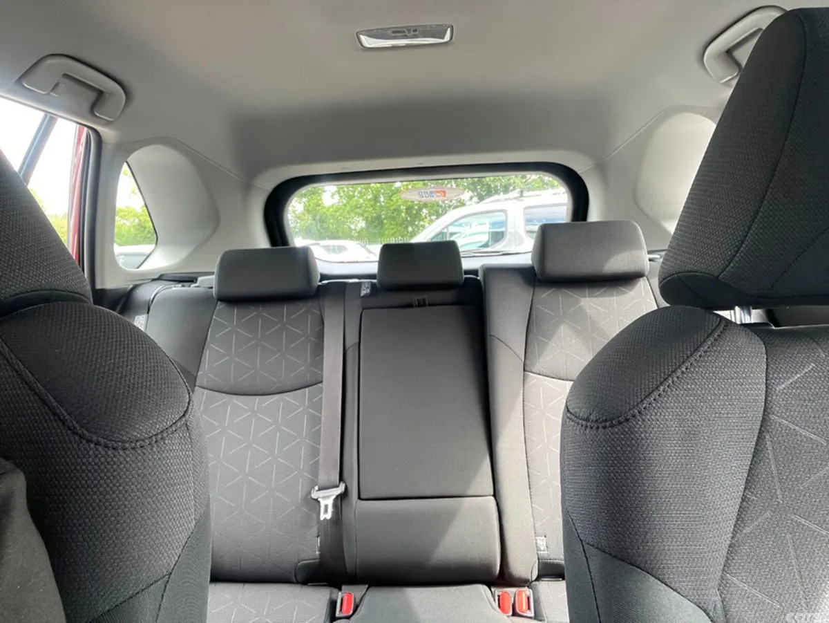 Toyota RAV4 SUV, Petrol Hybrid, 2019, Red