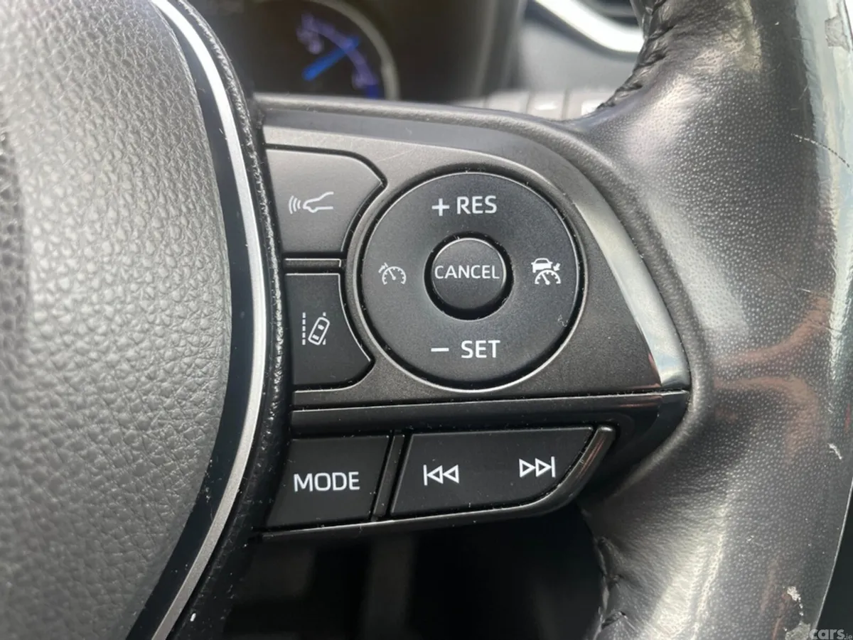 Toyota RAV4 SUV, Petrol Hybrid, 2019, Red
