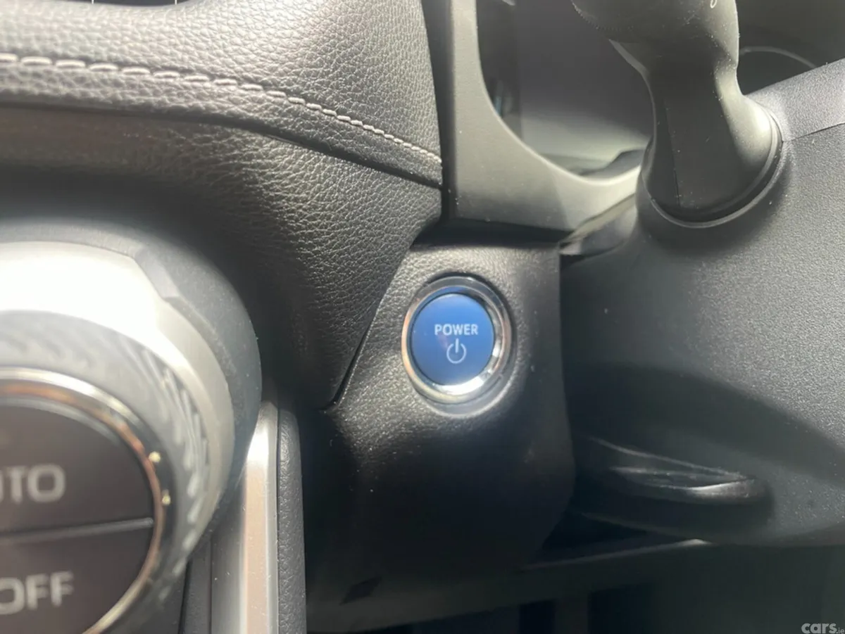Toyota RAV4 SUV, Petrol Hybrid, 2019, Red