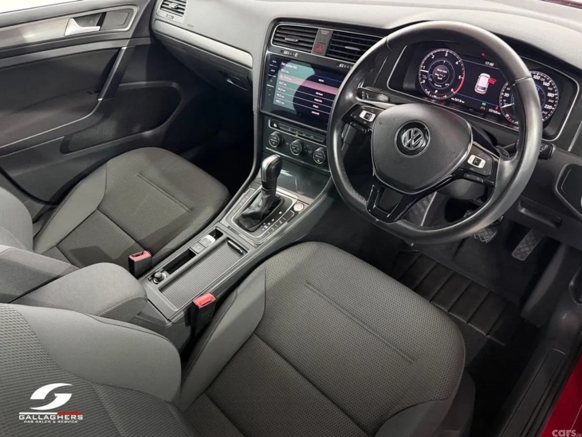 Volkswagen Golf Hatchback, Diesel, 2020, Red