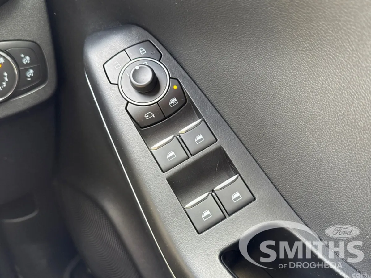 Ford Puma MPV, Petrol Hybrid, 2023, Grey