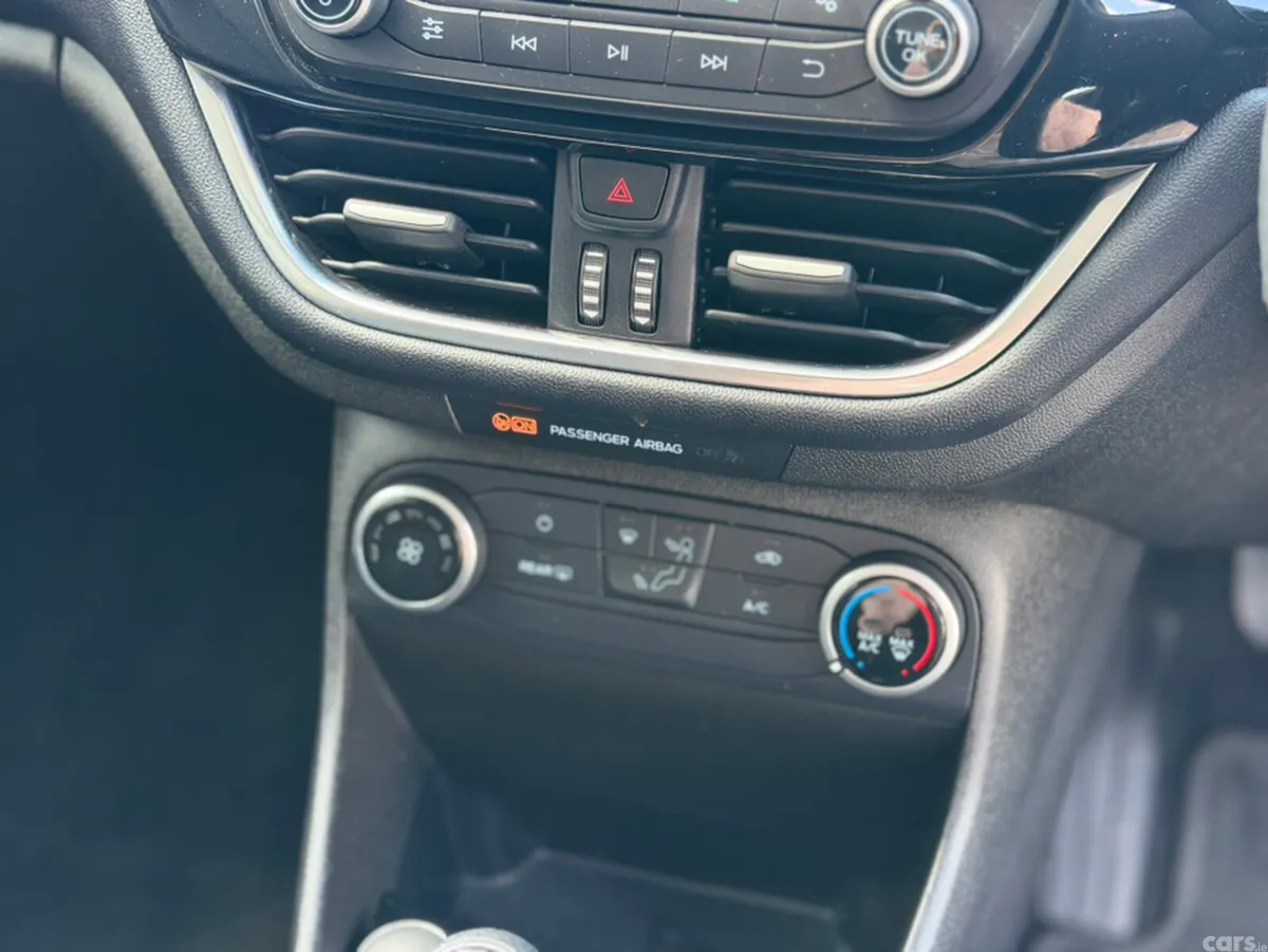 Ford Fiesta Hatchback, Petrol, 2019, Grey