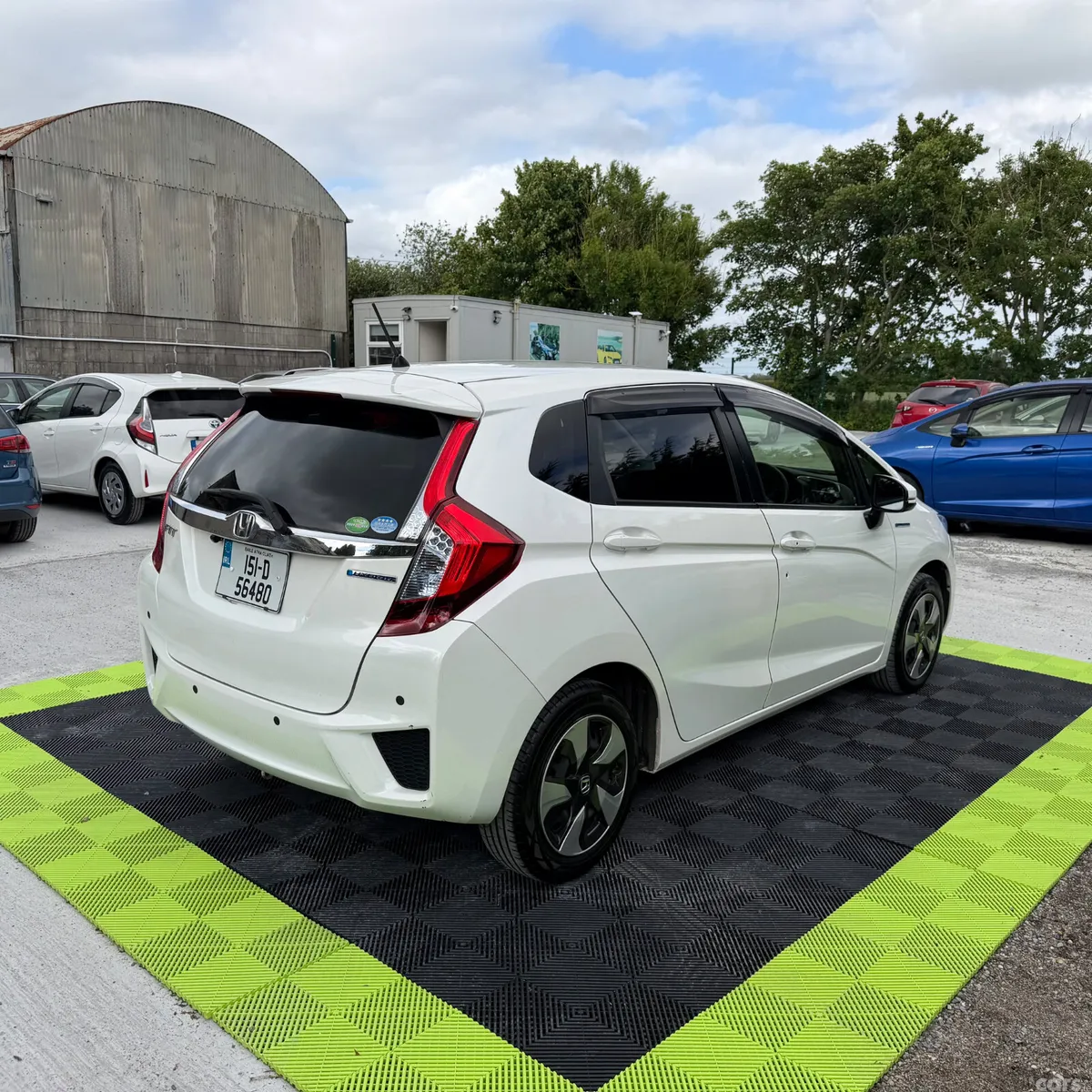Honda Fit Hatchback, Petrol Hybrid, 2015, White
