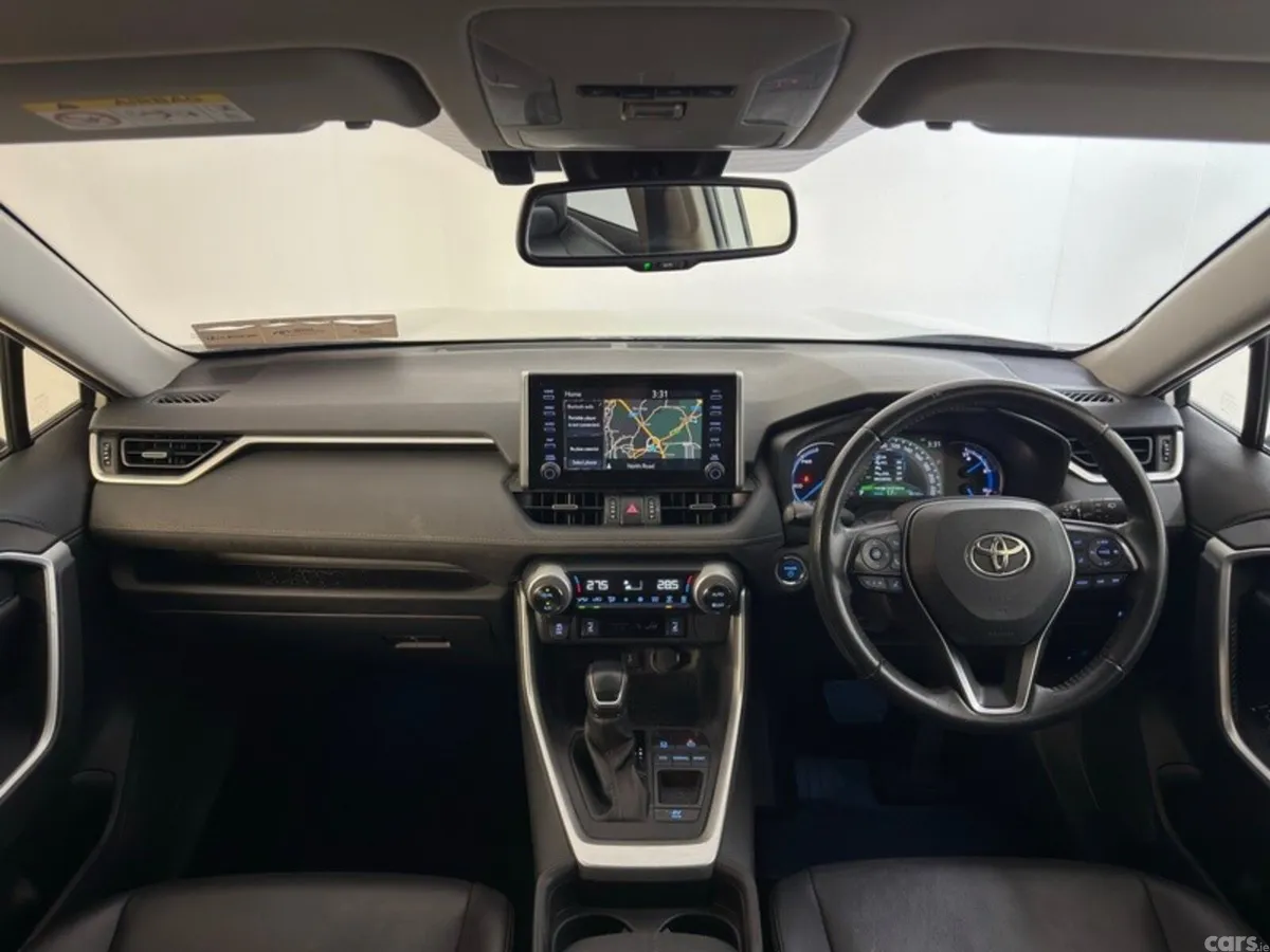 Toyota RAV4 SUV, Petrol Hybrid, 2022, White