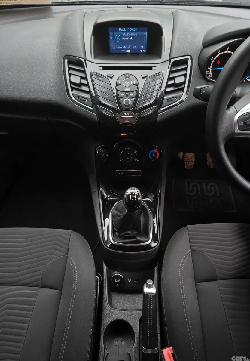 Ford Fiesta Hatchback, Petrol, 2016, Black