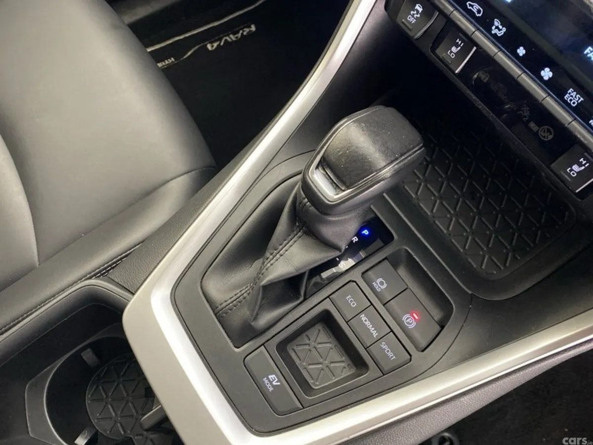 Toyota RAV4 SUV, Petrol Hybrid, 2023, Black