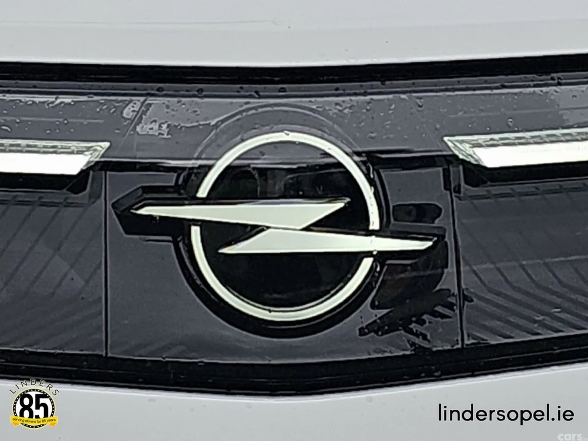Opel Grandland SUV, Petrol Hybrid, 2026, White