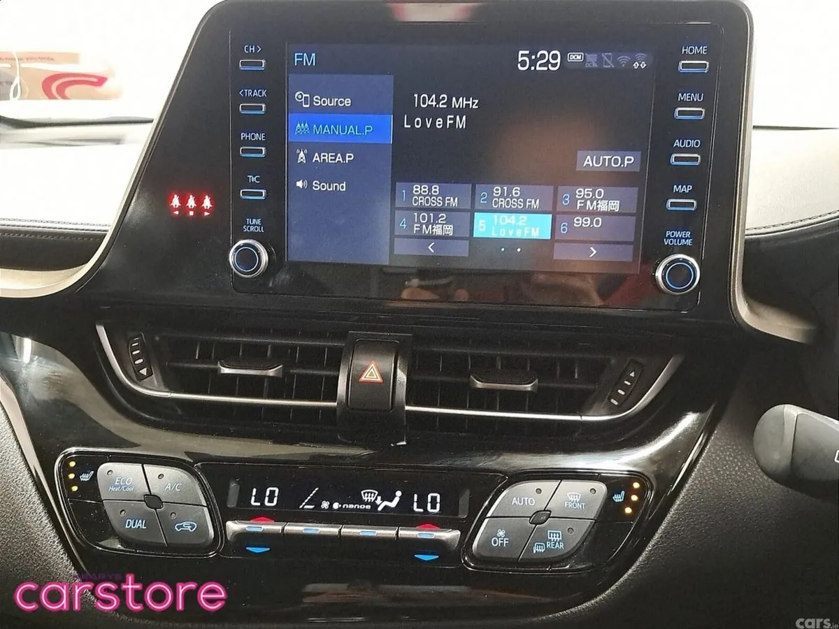 Toyota C-HR SUV, Petrol Hybrid, 2023, White