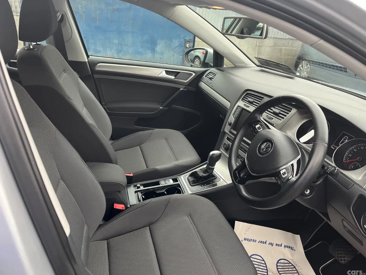 Volkswagen Golf Hatchback, Petrol, 2015, Silver