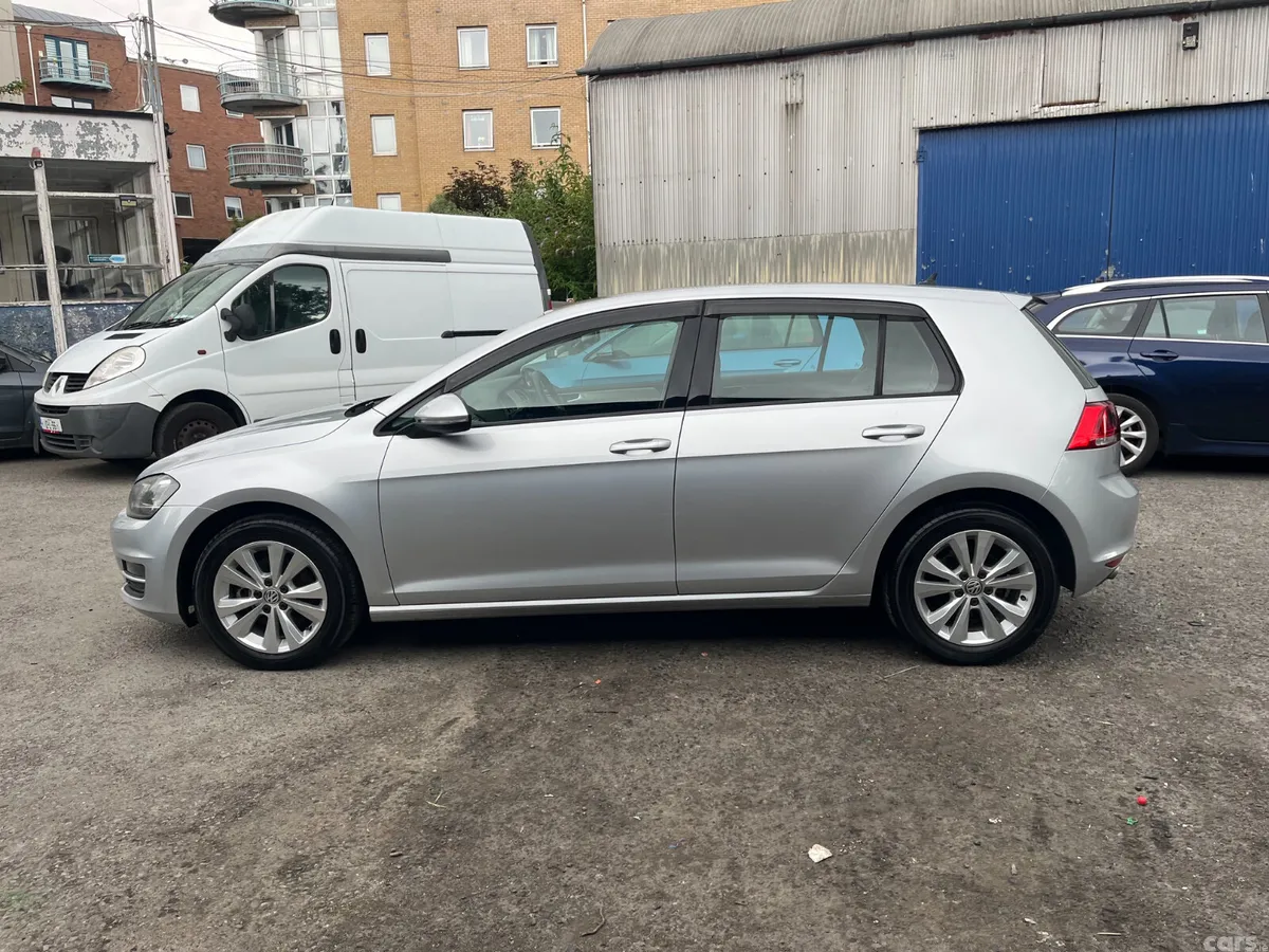 Volkswagen Golf Hatchback, Petrol, 2015, Silver