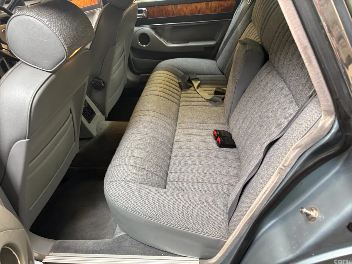 Jaguar XJ Saloon, Petrol, 1990, Blue