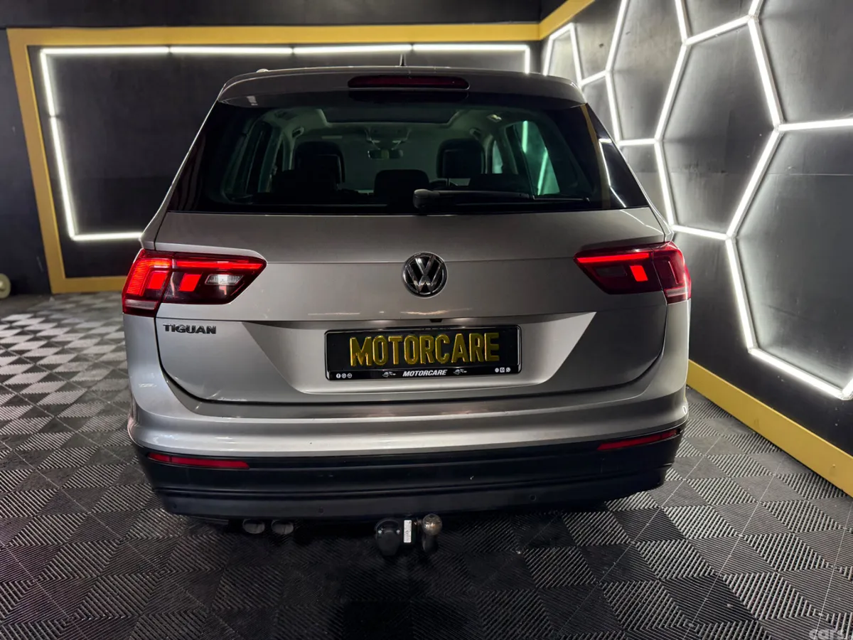 Volkswagen Tiguan SUV, Diesel, 2018, Grey