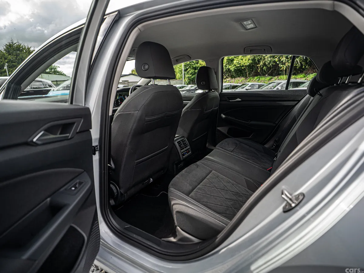 Volkswagen Golf Estate, Petrol, 2022, Grey