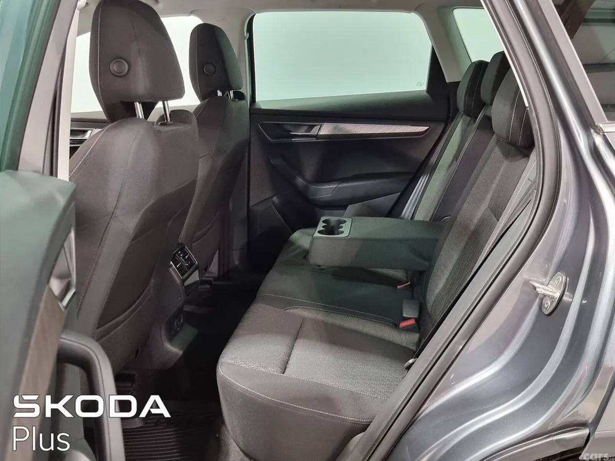 Skoda Karoq SUV, Diesel, 2024, Grey
