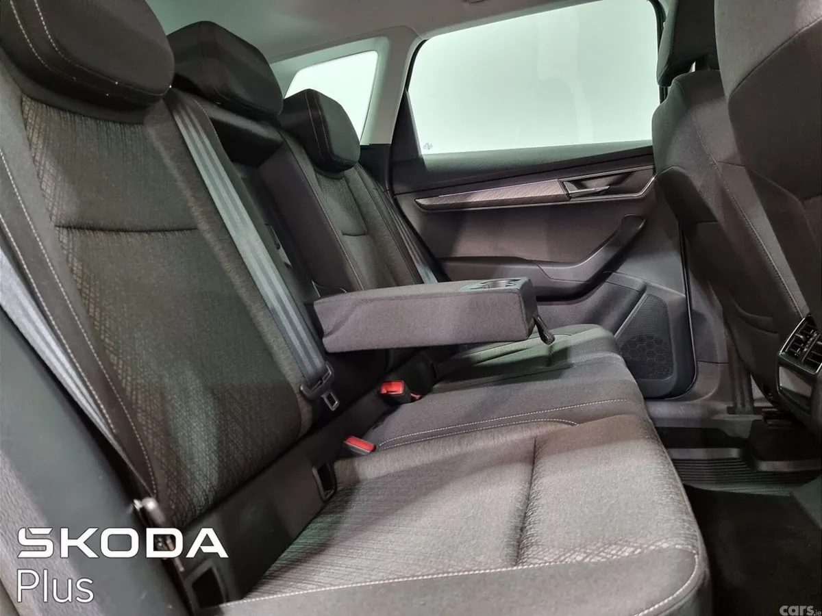 Skoda Karoq SUV, Diesel, 2024, Grey