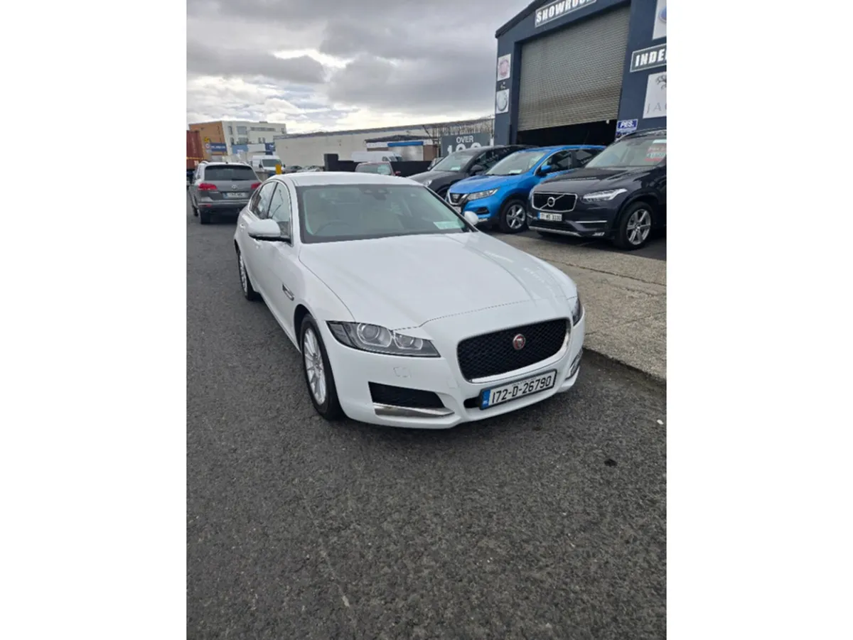 Jaguar XF Saloon, Diesel, 2017, White
