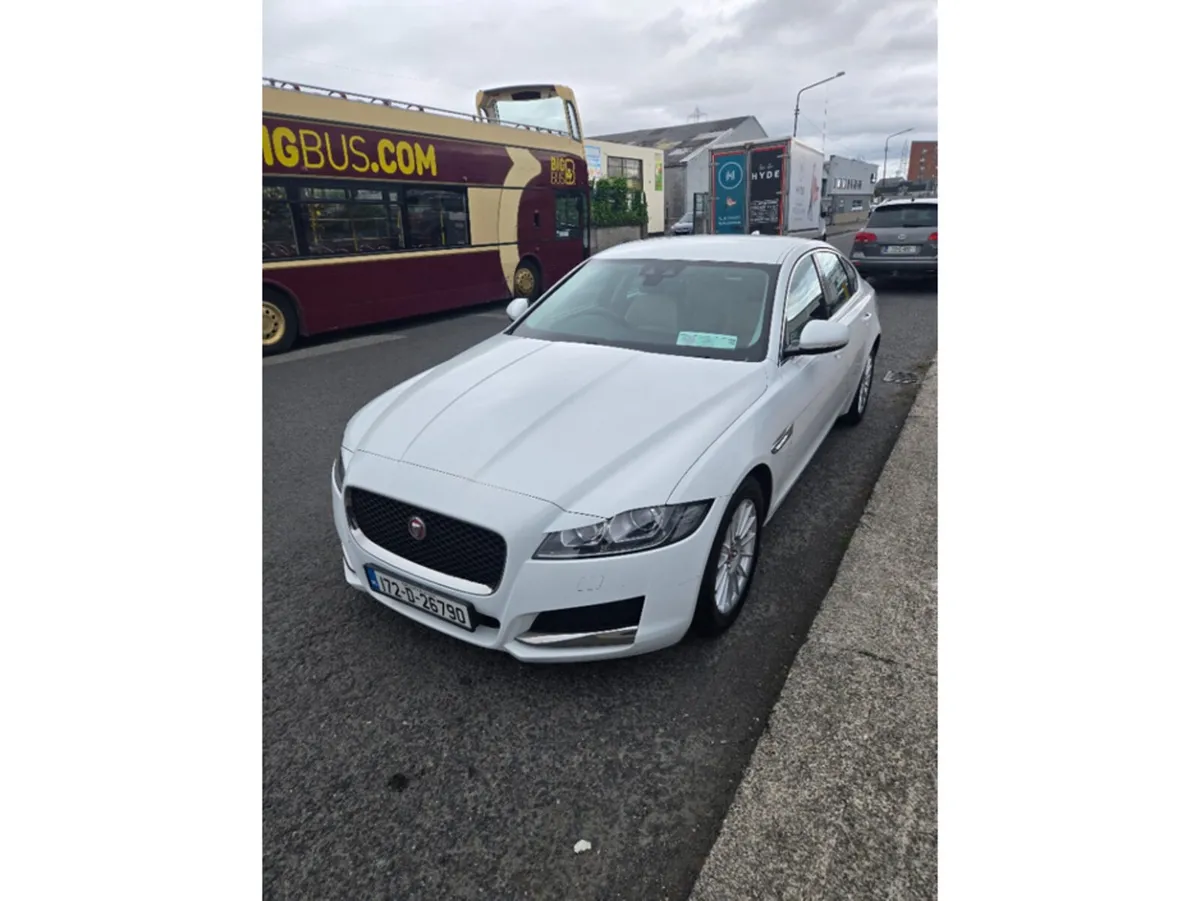 Jaguar XF Saloon, Diesel, 2017, White