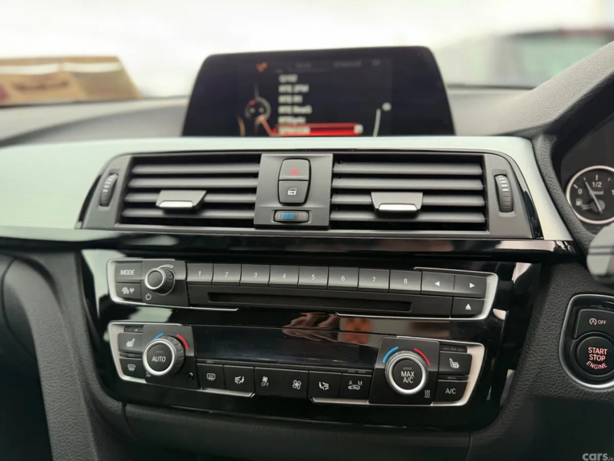 BMW 3-Series Saloon, Diesel, 2017, Blue