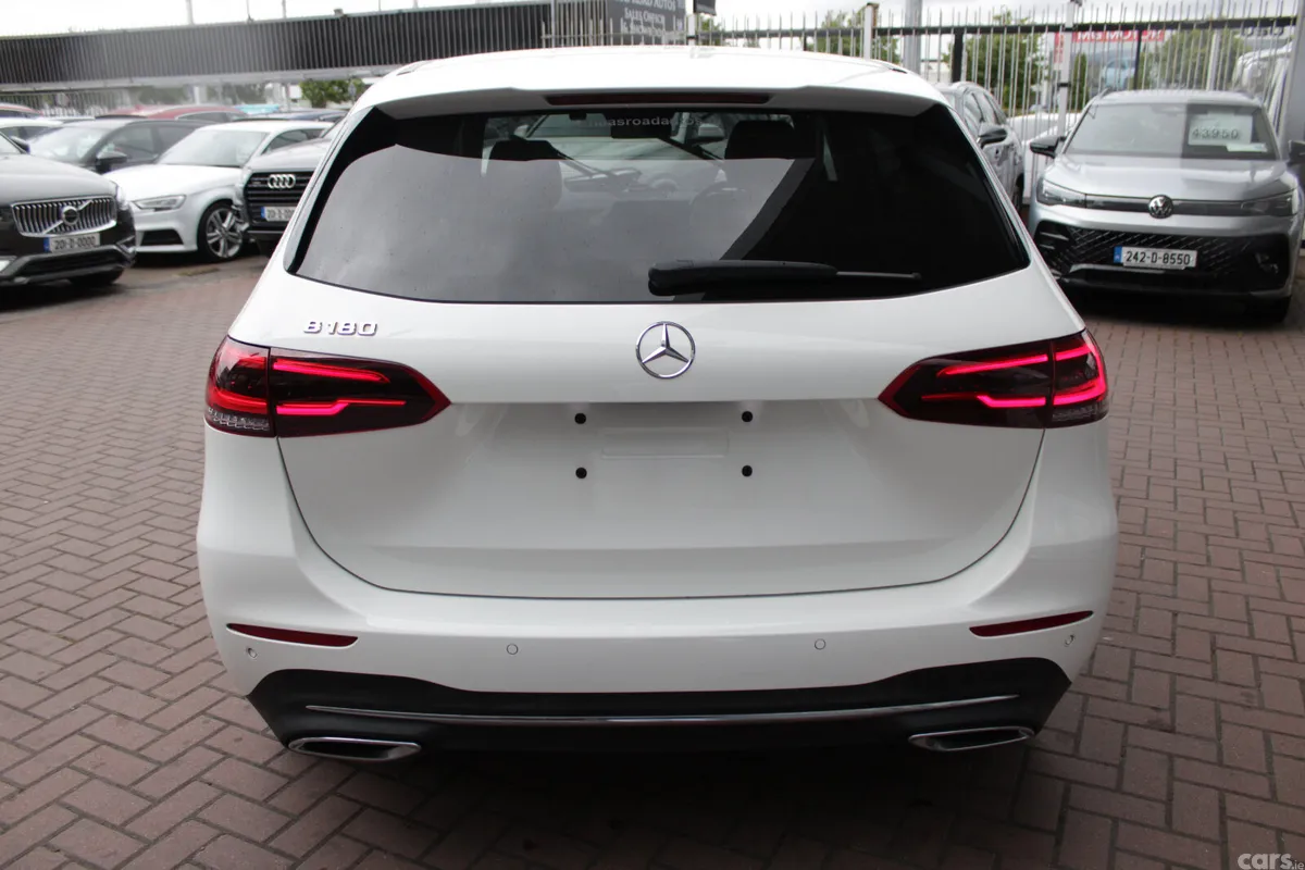 Mercedes-Benz B-Class Estate, Petrol, 2020, White