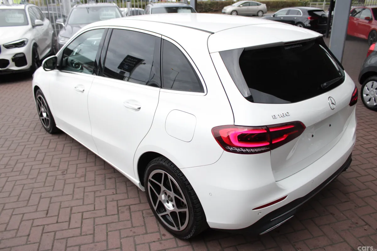 Mercedes-Benz B-Class Estate, Petrol, 2020, White