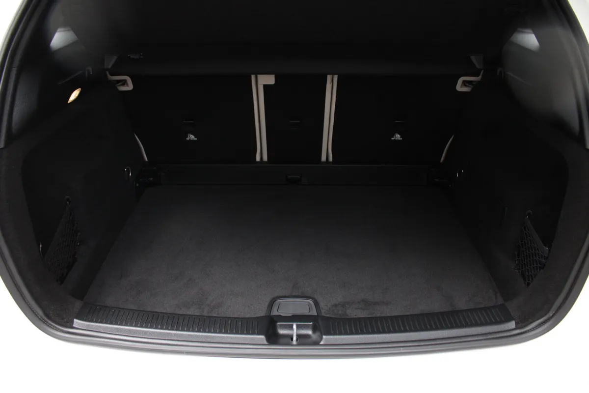 Mercedes-Benz B-Class Estate, Petrol, 2020, White