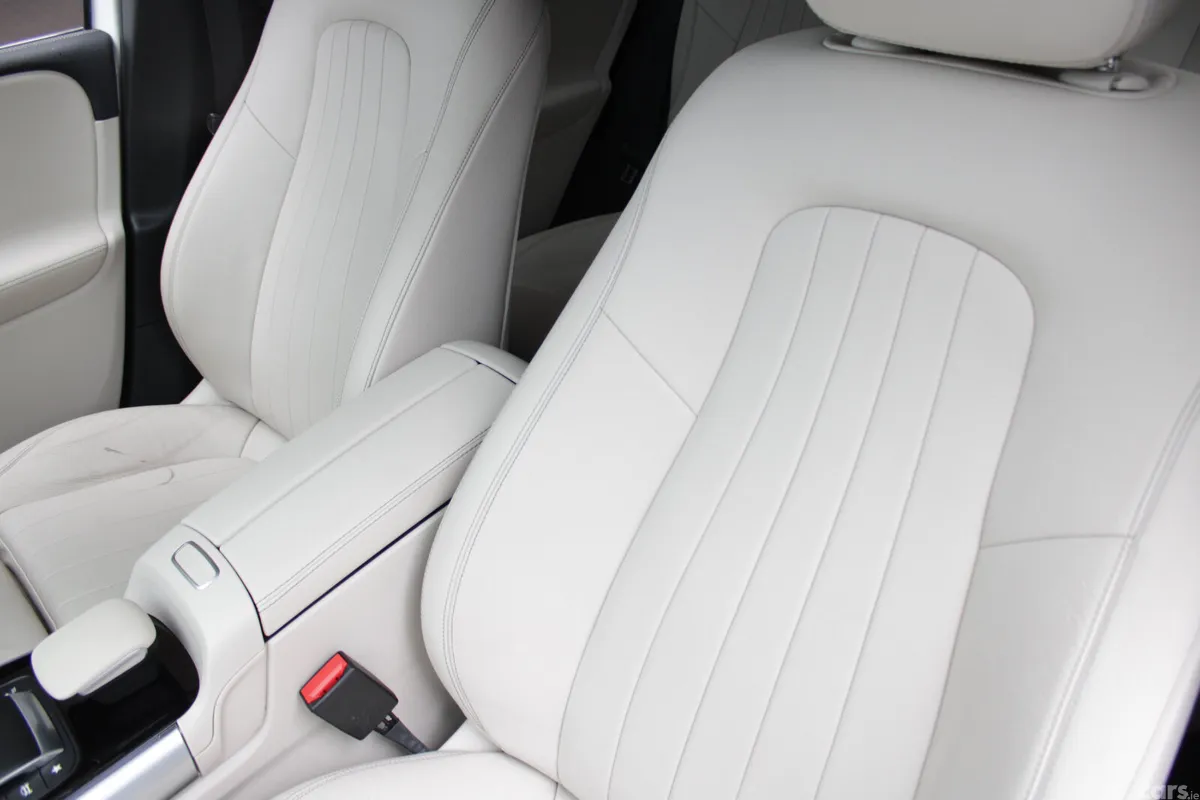 Mercedes-Benz B-Class Estate, Petrol, 2020, White