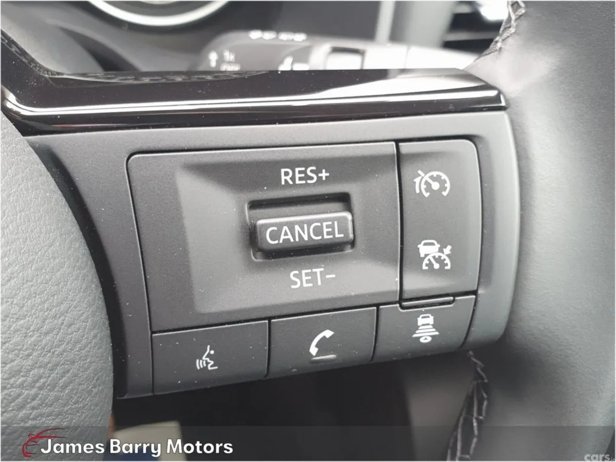 Nissan Qashqai MPV, Petrol, 2024, Blue