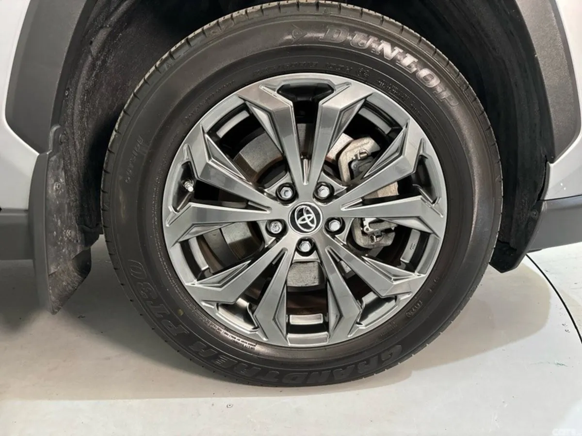 Toyota RAV4 SUV, Petrol Hybrid, 2024, Silver