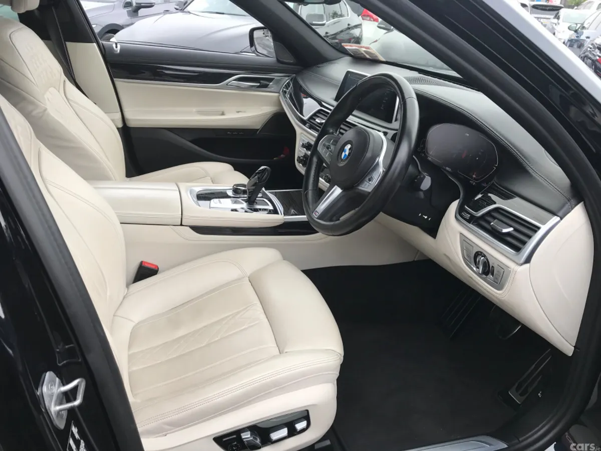 BMW 7-Series Saloon, Diesel, 2022, Black
