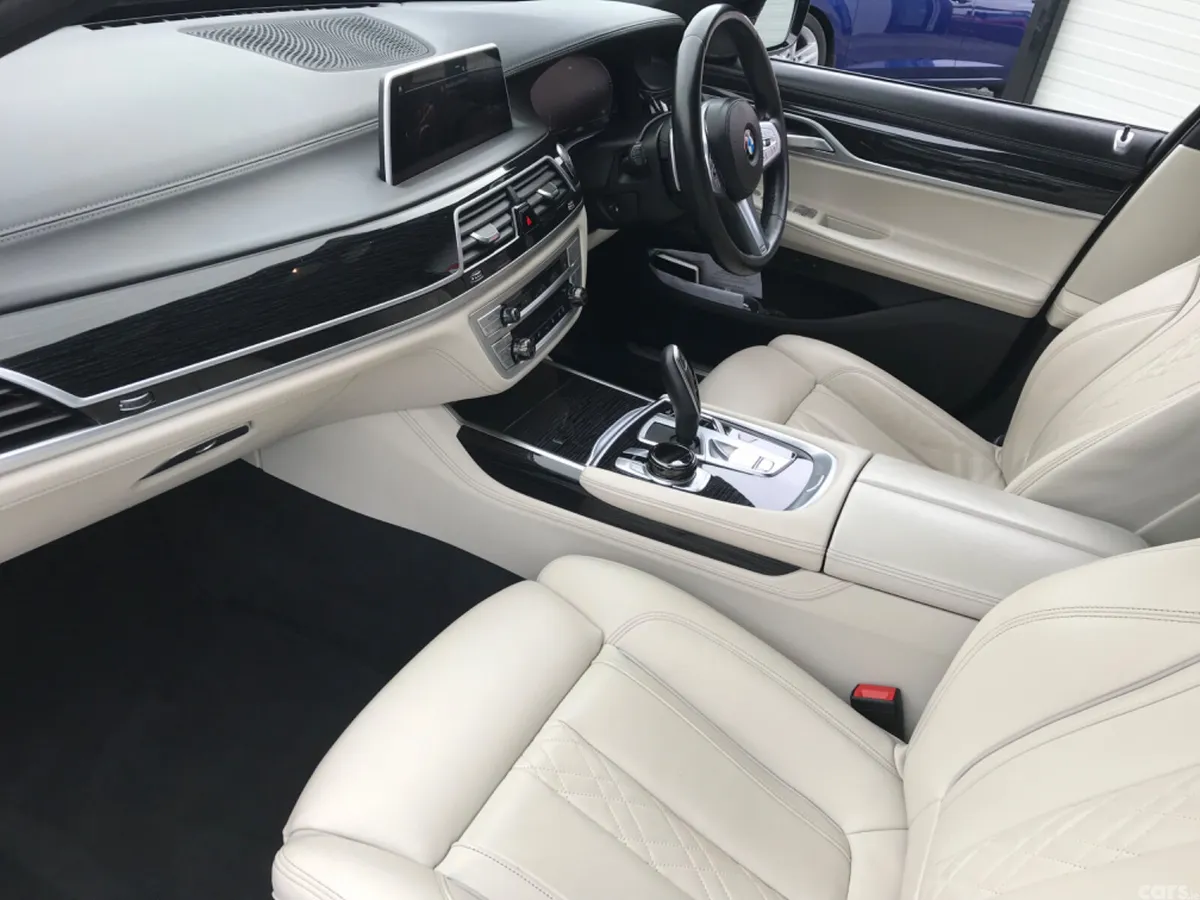 BMW 7-Series Saloon, Diesel, 2022, Black