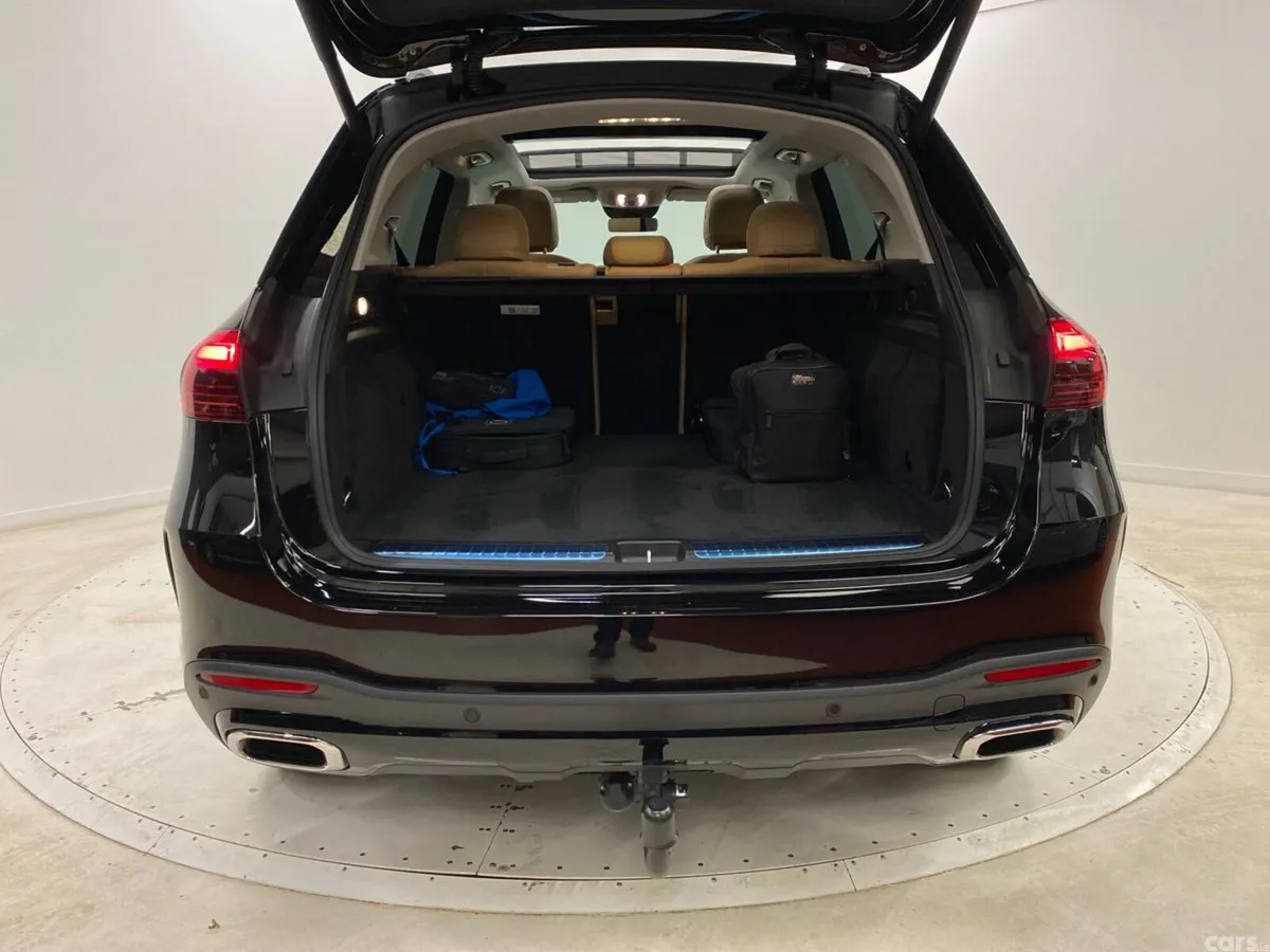 Mercedes-Benz GLE SUV, Diesel Plug-in Hybrid, 2026, Black