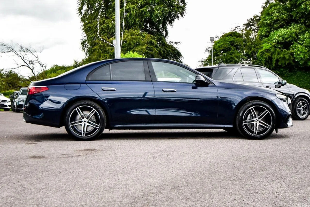 Mercedes-Benz E-Class Saloon, Diesel Plug-in Hybrid, 2026, Blue