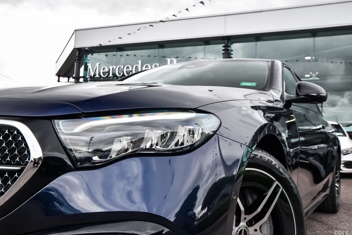 Mercedes-Benz E-Class Saloon, Diesel Plug-in Hybrid, 2026, Blue