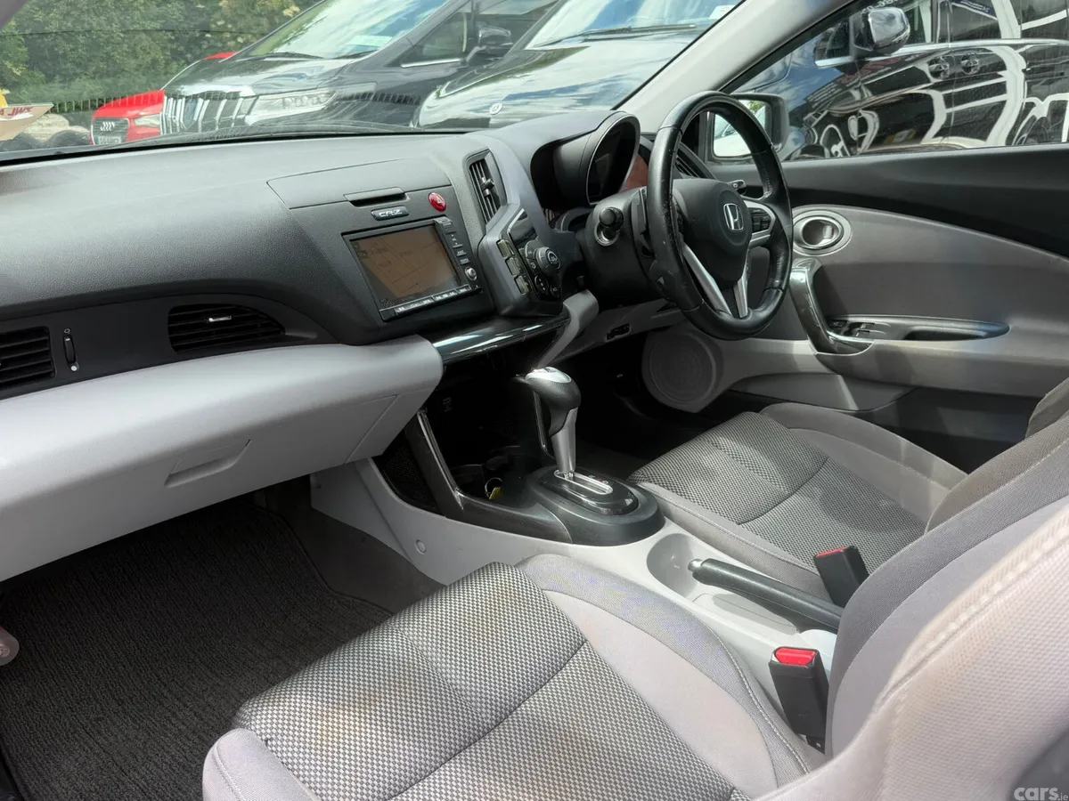 Honda CR-Z Coupe, Petrol Hybrid, 2011, White