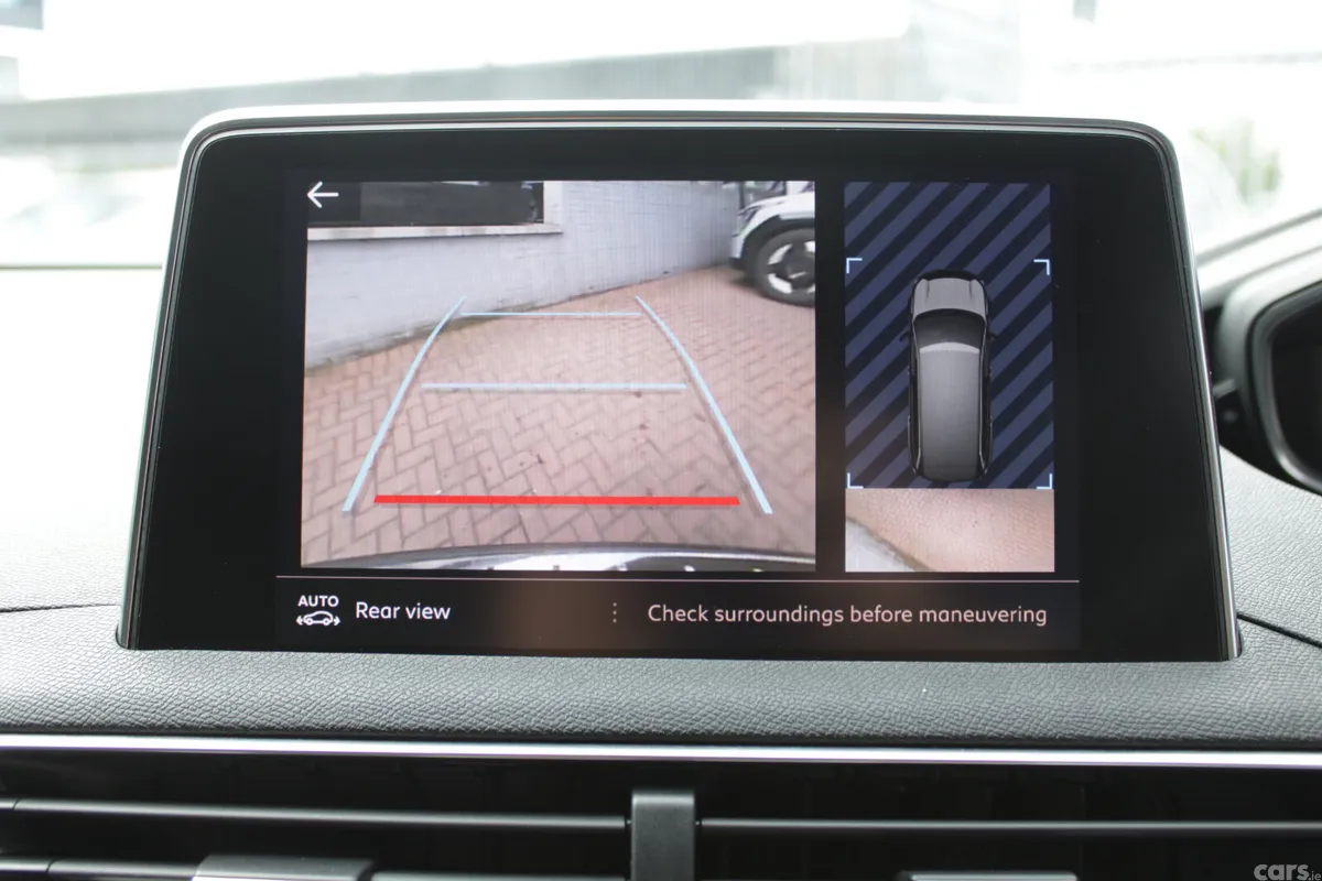 Peugeot 5008 MPV, Diesel, 2018, Grey