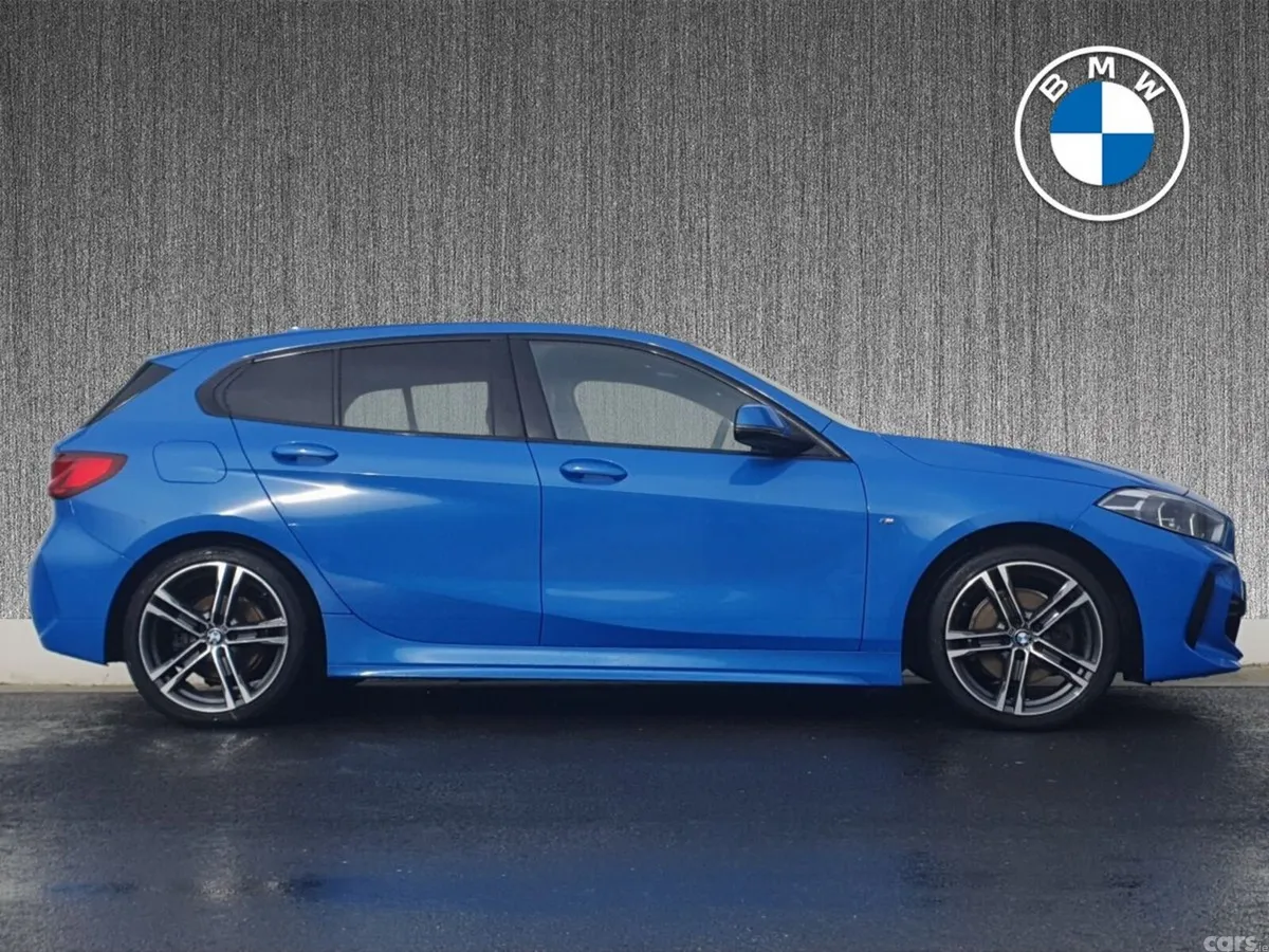 BMW 1-Series Hatchback, Diesel, 2021, Blue