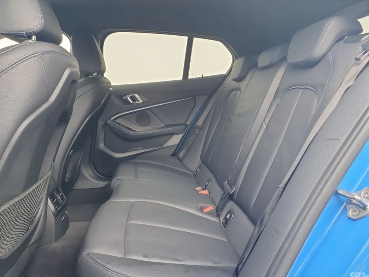 BMW 1-Series Hatchback, Diesel, 2021, Blue