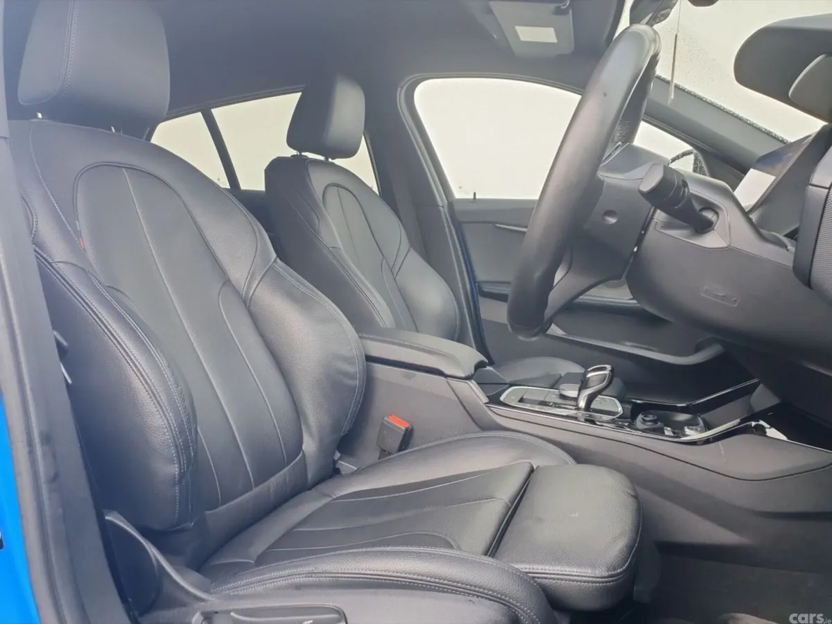 BMW 1-Series Hatchback, Diesel, 2021, Blue