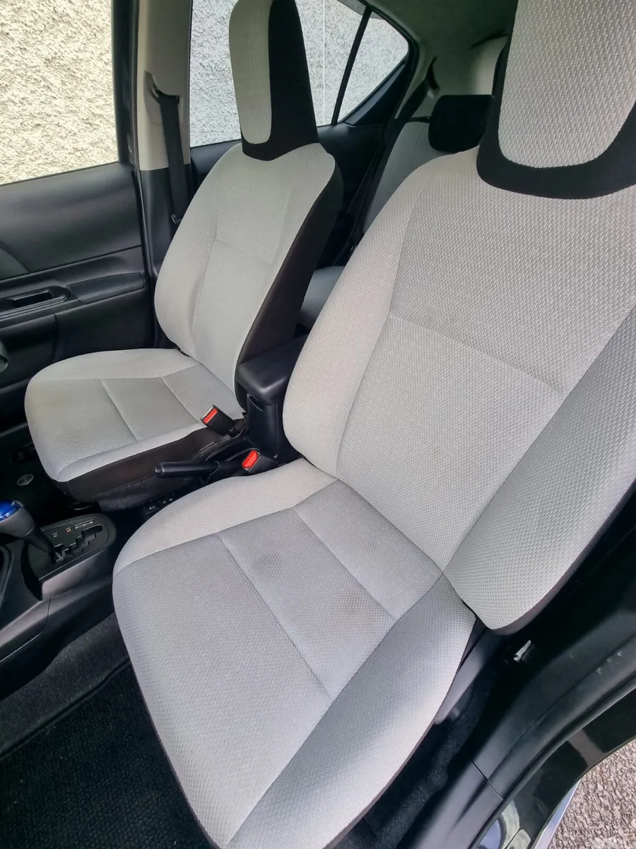 Toyota Aqua Hatchback, Petrol Hybrid, 2021, Black