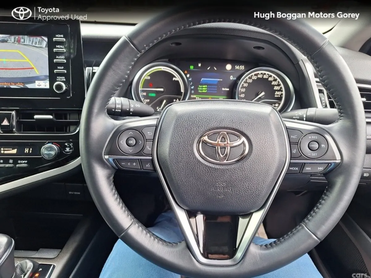 Toyota Camry Saloon, Petrol Hybrid, 2023, Black