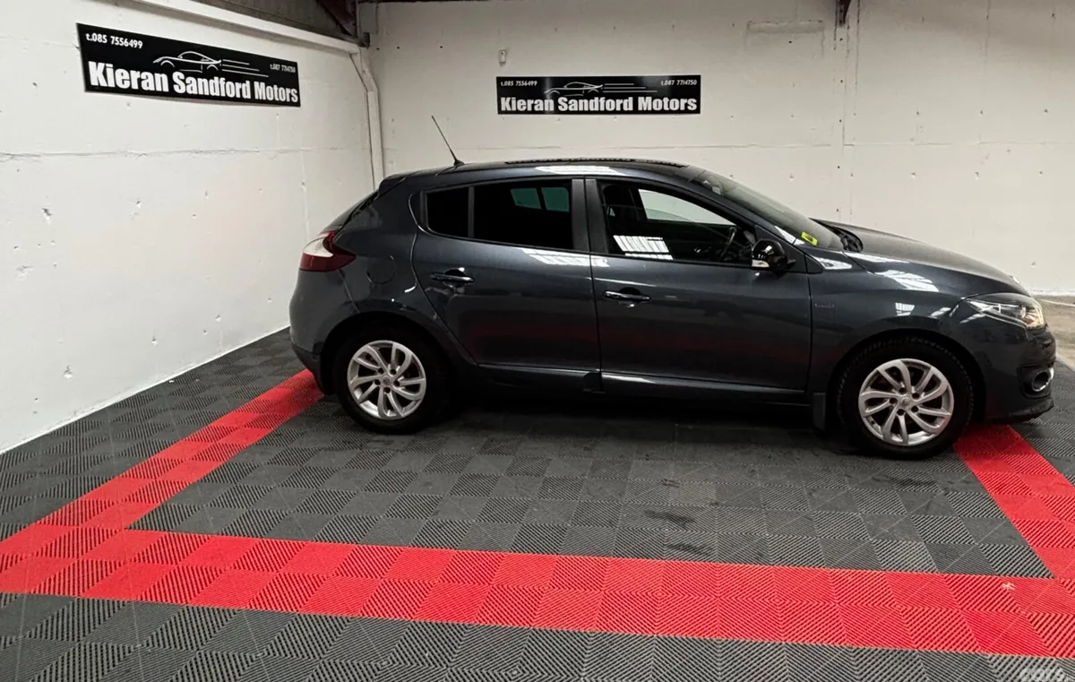 Renault Megane Hatchback, Diesel, 2015, Grey