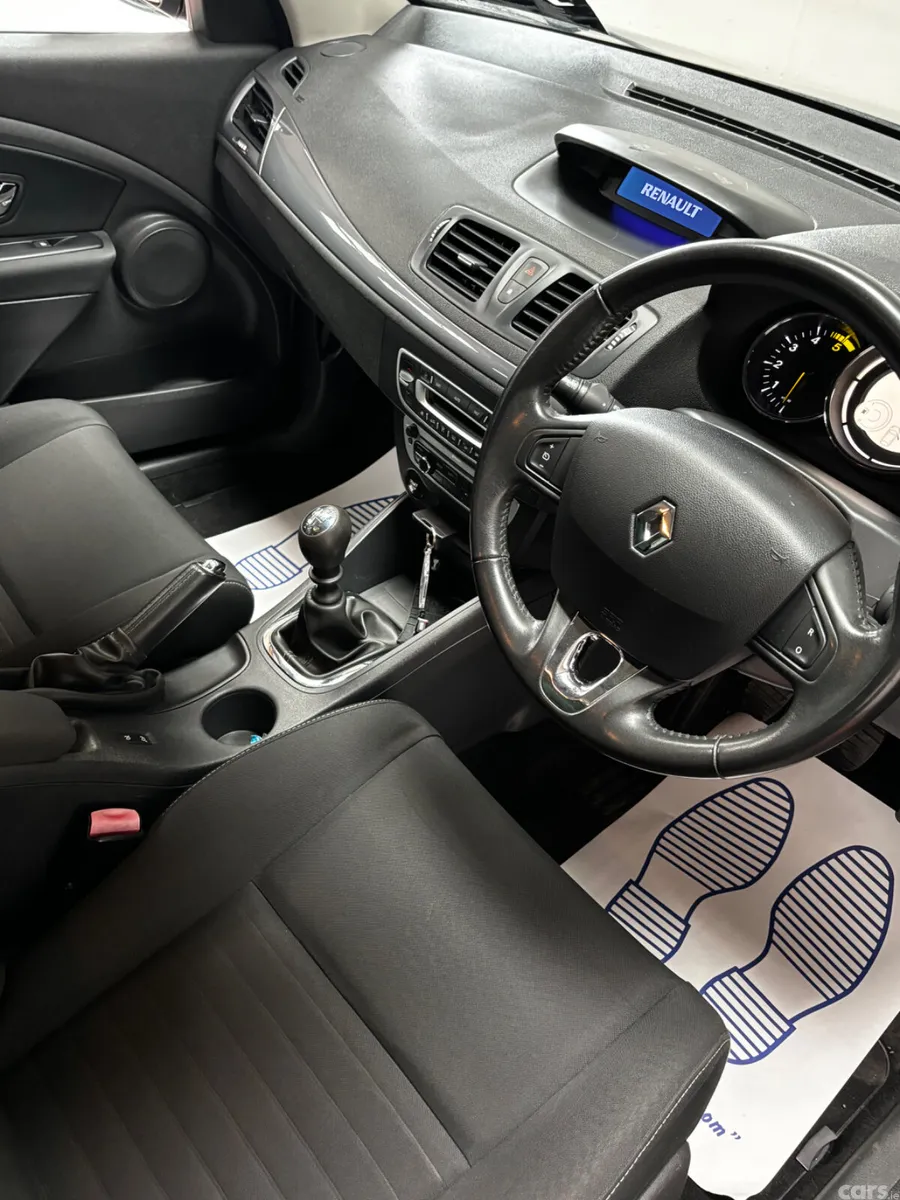 Renault Megane Hatchback, Diesel, 2015, Grey
