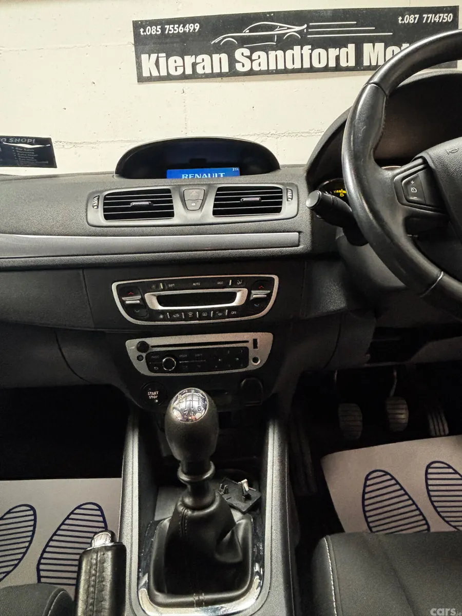 Renault Megane Hatchback, Diesel, 2015, Grey