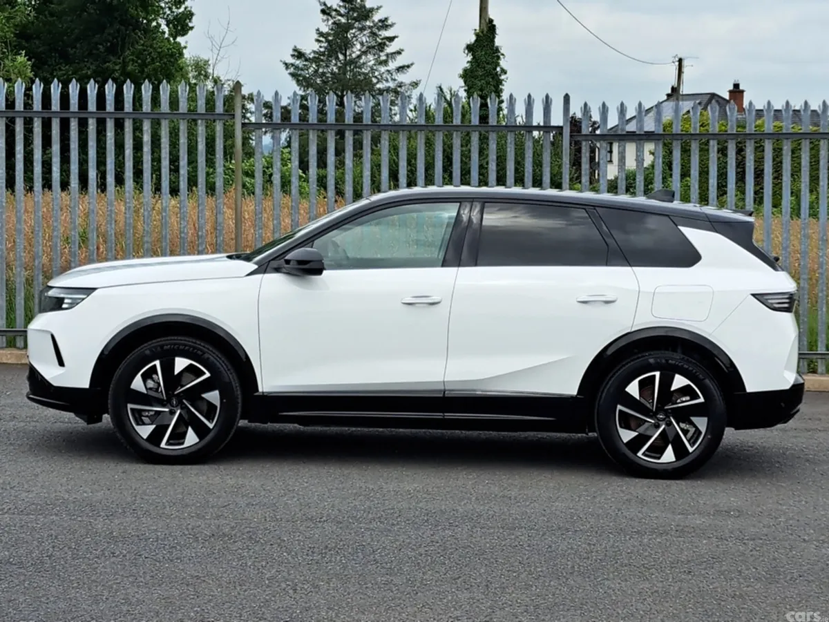 Opel Grandland SUV, Electric, 2027, White