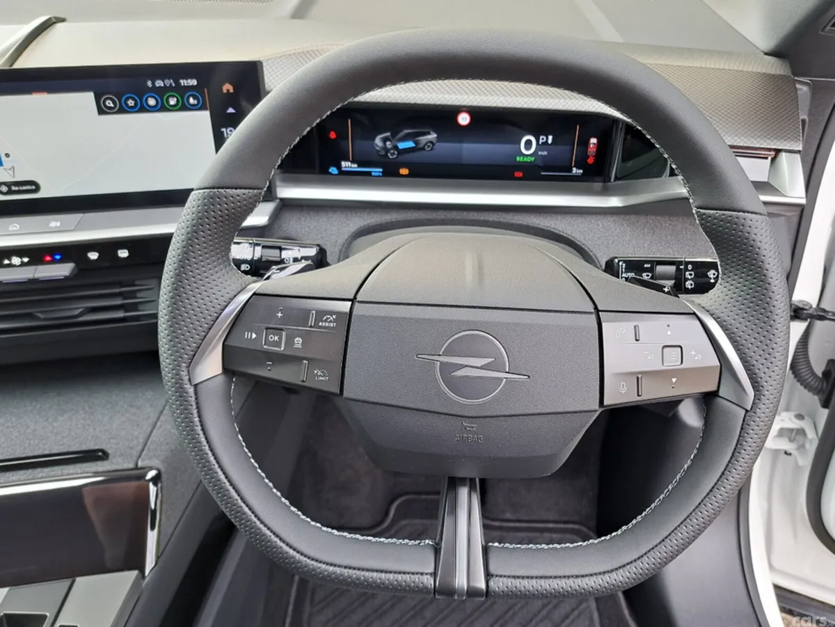 Opel Grandland SUV, Electric, 2027, White