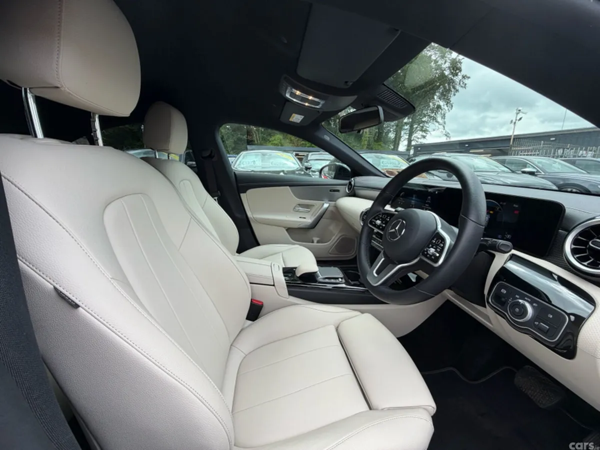 Mercedes-Benz CLA Saloon, Petrol, 2022, Blue