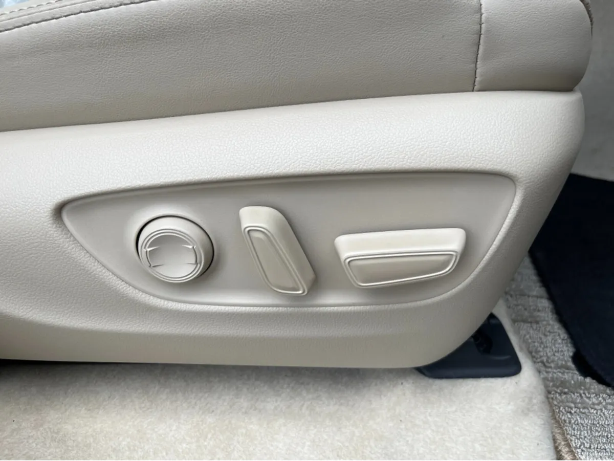 Toyota Land Cruiser SUV, Diesel, 2025, Black