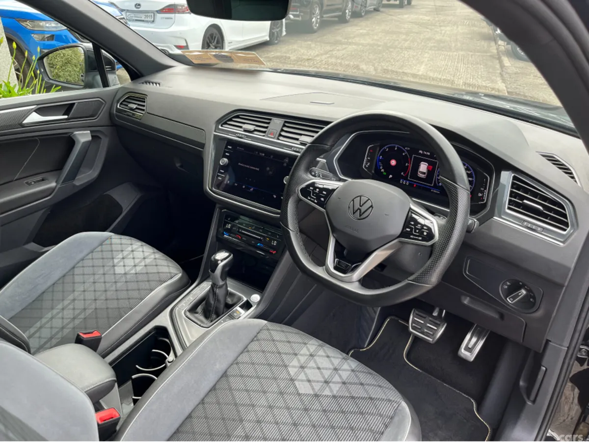 Volkswagen Tiguan SUV, Diesel, 2023, Black