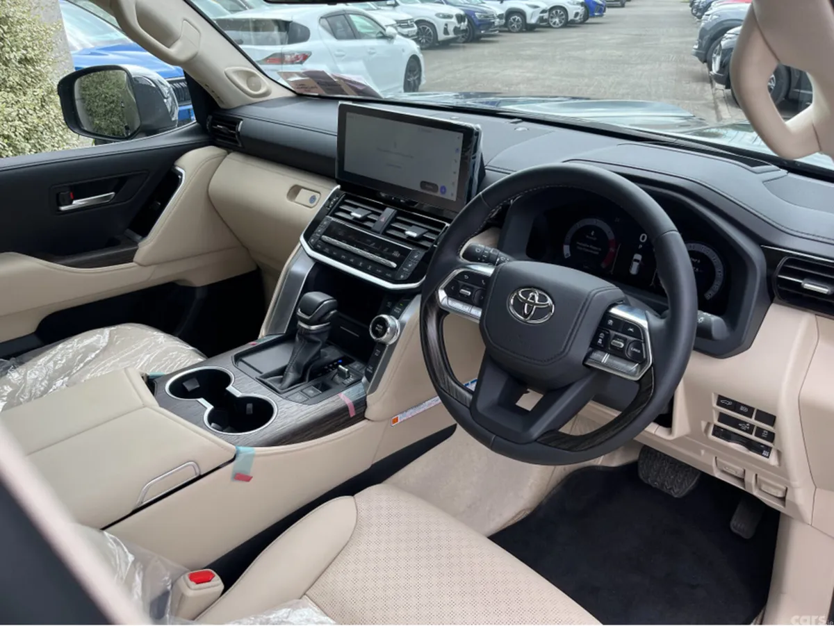 Toyota Land Cruiser SUV, Diesel, 2025, Black